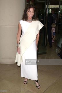 Jacqueline Bisset feet photo thumbnail