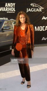 Jacqueline Bisset feet photo thumbnail