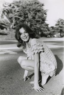 Jacqueline Bisset feet photo thumbnail