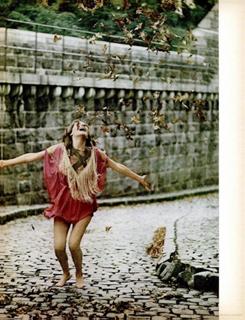 Jacqueline Bisset feet photo thumbnail