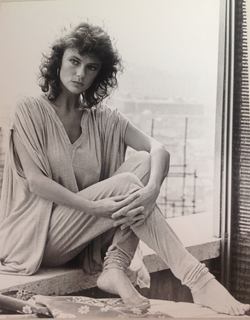 Jacqueline Bisset feet photo thumbnail