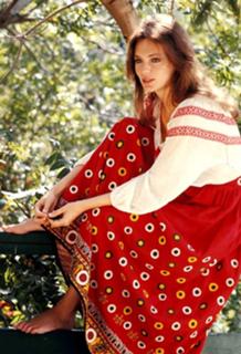 Jacqueline Bisset feet photo thumbnail