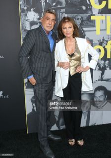 Jacqueline Bisset feet photo 2