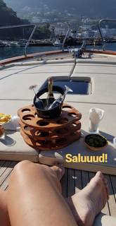 Jacqueline Bracamontes feet photo thumbnail