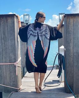 Jacqueline Bracamontes feet photo thumbnail