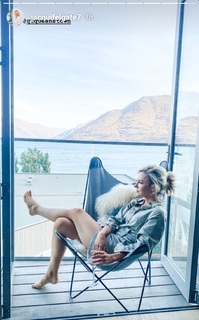 Jacqueline Felgate feet photo 14