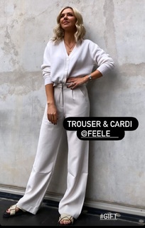 Jacqueline Felgate feet photo 8