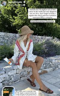 Jacqueline Felgate feet photo 17