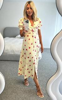 Jacqueline Felgate feet photo 2