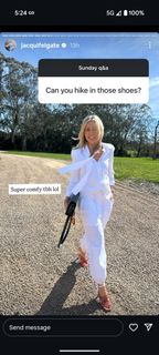 Jacqueline Felgate feet photo 6