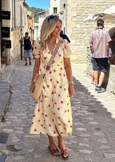 Jacqueline Felgate feet photo 1
