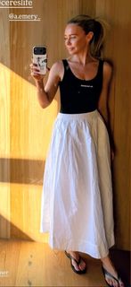Jacqueline Felgate feet photo 6