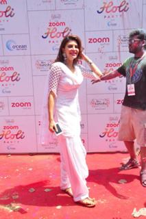 Jacqueline Fernandez feet photo thumbnail