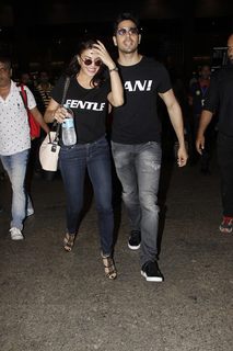 Jacqueline Fernandez feet photo thumbnail
