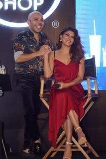 Jacqueline Fernandez feet photo thumbnail