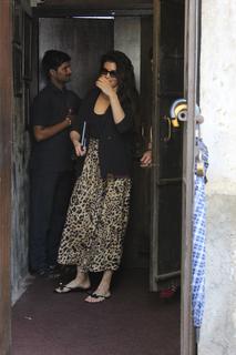Jacqueline Fernandez feet photo thumbnail