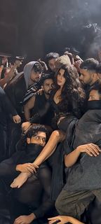 Jacqueline Fernandez feet photo thumbnail