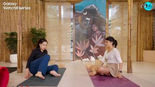 Jacqueline Fernandez feet photo thumbnail