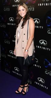 Jacqueline Jossa feet photo thumbnail