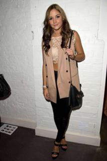 Jacqueline Jossa feet photo thumbnail