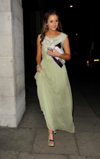 Jacqueline Jossa feet photo thumbnail