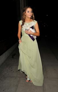 Jacqueline Jossa feet photo thumbnail