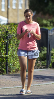 Jacqueline Jossa feet photo thumbnail