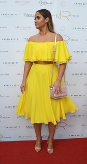 Jacqueline Jossa feet photo thumbnail