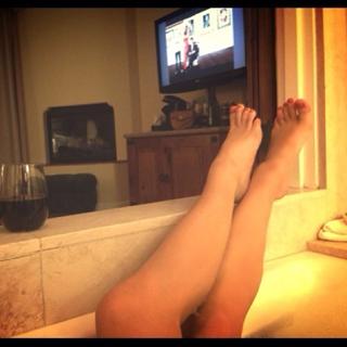 Jacqueline MacInnes Wood feet photo thumbnail