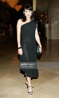 Jacqueline Obradors feet photo thumbnail
