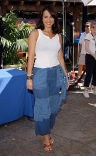 Jacqueline Obradors feet photo thumbnail