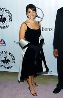 Jacqueline Obradors feet photo thumbnail