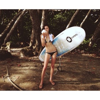 Jacquelyn Jablonski feet photo 14