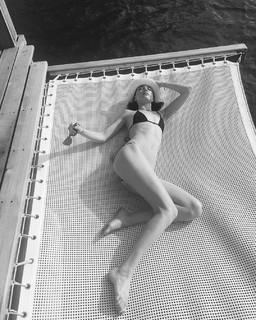 Jacquelyn Jablonski feet photo 5