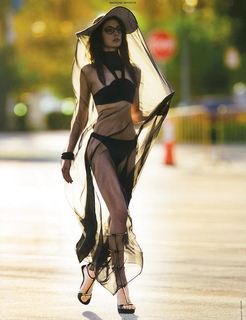 Jacquelyn Jablonski feet photo 1