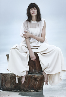 Jacquelyn Jablonski feet photo 18