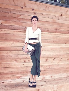 Jacquelyn Jablonski feet photo 11