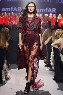 Jacquelyn Jablonski feet photo 3