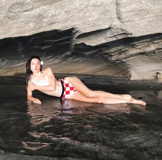 Jacquelyn Jablonski feet photo 13