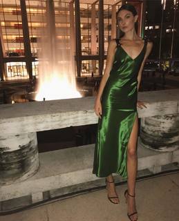 Jacquelyn Jablonski feet photo 2