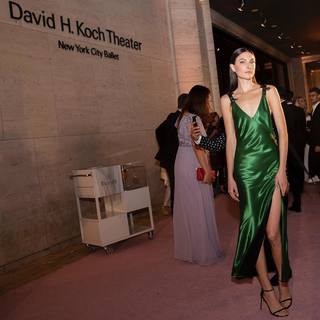Jacquelyn Jablonski feet photo 1