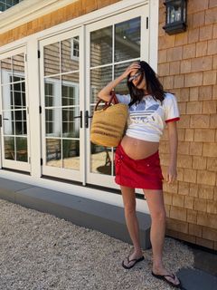 Jacquelyn Jablonski feet photo 13