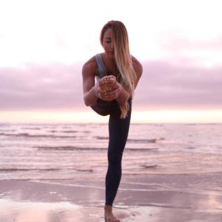 Jacquelyn Umof feet photo 12