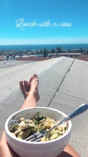 Jacquelyn Umof feet photo 2