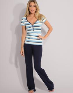 Jacqui Ainsley feet photo 1