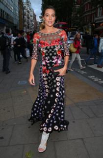 Jacqui Ainsley feet photo 18