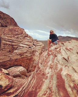 Jacqui Heinrich feet photo thumbnail