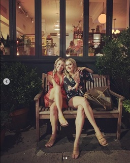 Jacqui Heinrich feet photo thumbnail