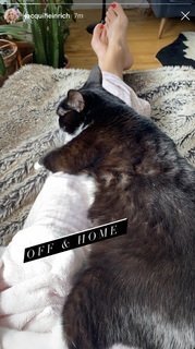 Jacqui Heinrich feet photo thumbnail