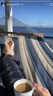 Jacqui Heinrich feet photo thumbnail